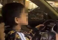 Bimbo guida grossa auto nel Pisano, indagini su video virale (ANSA)