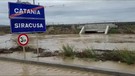 Maltempo in Sicilia, il fango invade la strada tra Catania e Scordia (ANSA)