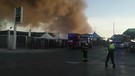 Vasto rogo in zona industriale a Sassari, vigili del fuoco in azione(ANSA)