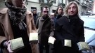 Torino, posa delle pietre d'inciampo dedicate alle vittime della deportazione nazista e fascista (ANSA)