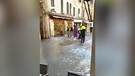 Venezia, si rompe condotta dell'acqua: due commercianti 