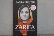 L'attivista afghana Zarifa Ghafari presenta il suo libro autobiografico