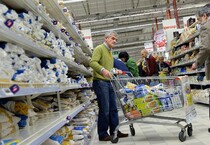 Torna sabato 'dona la spesa', nei supermercati e online (ANSA)