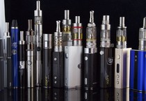 Diversi tipi di sigarette elettroniche (fonte: Ecig Click) (ANSA)