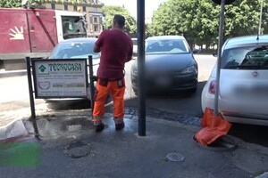 Roma, rifiuti: parte il nuovo servizio di spazzamento delle strade (ANSA)