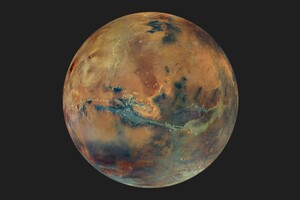 Un'immagine di Marte dai contrasti accentuati, basata sui dati della sonda Mars Express (fonte:  ESA/DLR/FU Berlin/G. Michael) (ANSA)