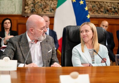 La premier Meloni con il governatore dell'Emilia-Romagna Bonaccini (ANSA)