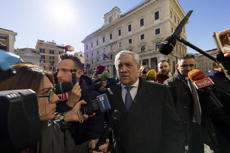 Tajani: 'Tutti gli italiani in Turchia sono stati contattati, stanno bene' © ANSA