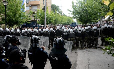 Gli scontri nel nord del Kosovo © AFP