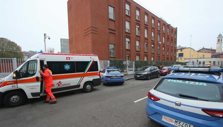 Milano: omicidio femminicidio Via Lope de Vega, uccide la moglie (ANSA)