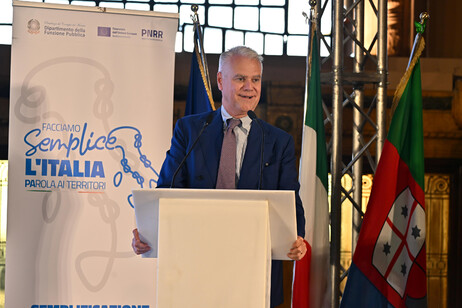 Zangrillo, Tajani resti alla guida di Forza Italia