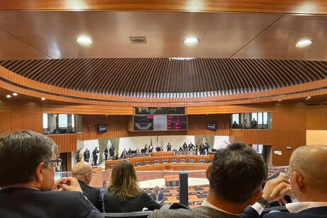 Prima seduta della 17/a legislatura in Consiglio regionale della Sardegna