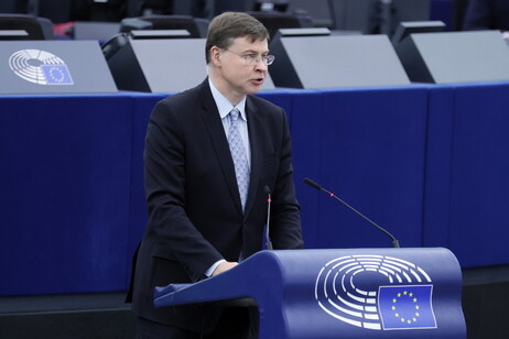 Dombrovskis, le riforme devono aumentare la resilienza