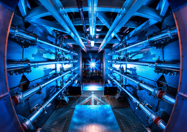 Fusione nucleare, la prima stella 'accesa' 10 mesi fa © ANSA
