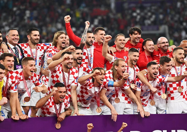 La Croazis festeggia il terzo posto ai Mondiali in Qatar (foto: EPA)