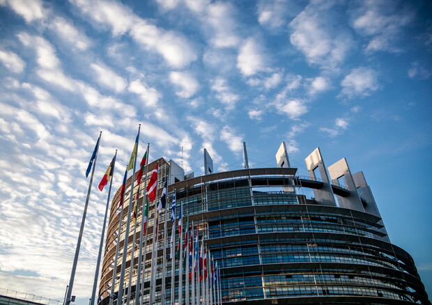 Eurodeputati Italia, price cap sarà tema chiave della plenaria (foto: EPA)