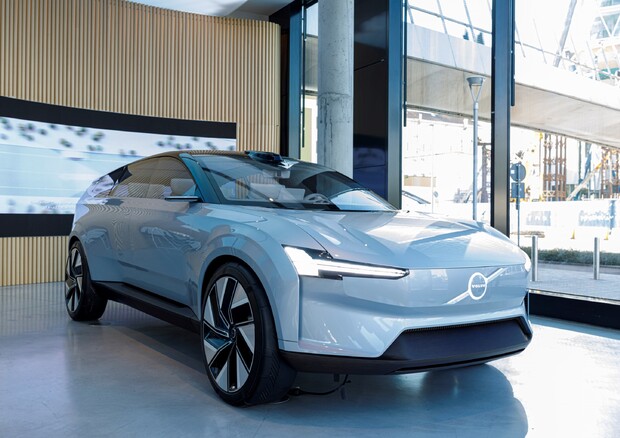 Volvo Concept Recharge racconta il futuro già oggi © ANSA
