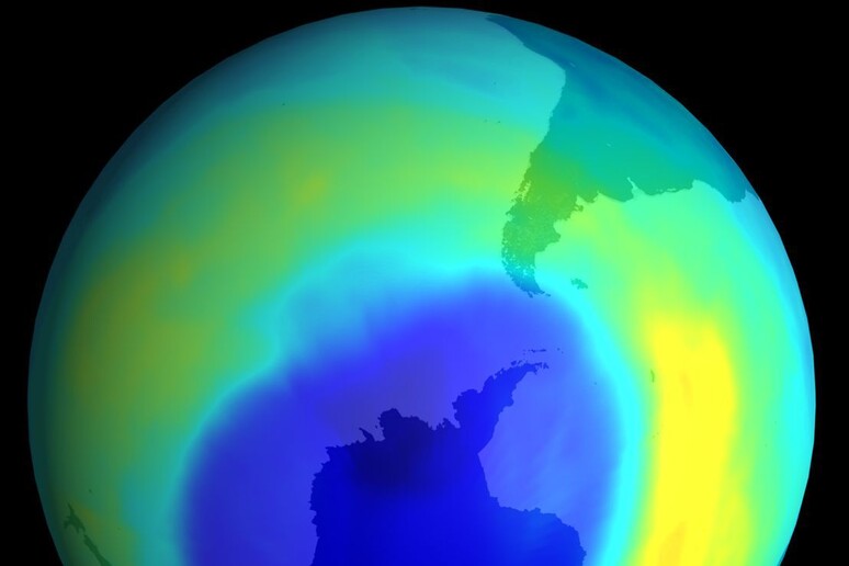 Il buco nello strato di ozono sopra l 'Antartide (fonte: Nasa) - RIPRODUZIONE RISERVATA