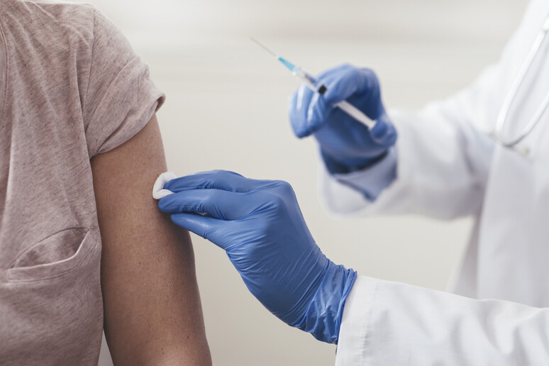 Covid: Purrello (Sid),Priorità vaccino ai pazienti diabetici - RIPRODUZIONE RISERVATA
