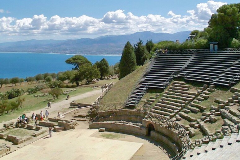 Il teatro greco di Tindari - RIPRODUZIONE RISERVATA