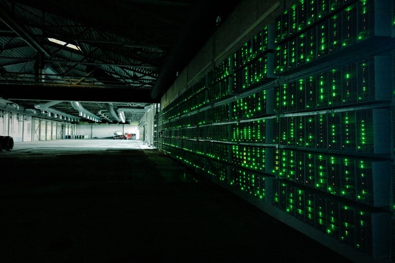 Computer utilizzati nella produzione di bitcoin (fonte: Marko Ahtisaari da Flickr) - RIPRODUZIONE RISERVATA