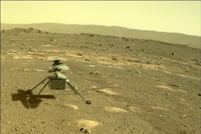 Il drone Ingenuity sulla superficie di Marte (fonte: NASA/JPL-Caltech) - RIPRODUZIONE RISERVATA