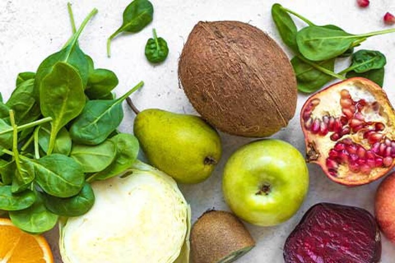 Memoria a rischio con poca frutta, verdura, carenza flavonoli - RIPRODUZIONE RISERVATA