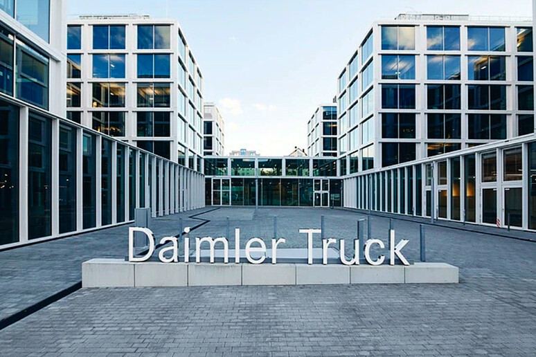 Daimler Truck AG, vendite terzo trimestre +27%, ricavi +47% - RIPRODUZIONE RISERVATA