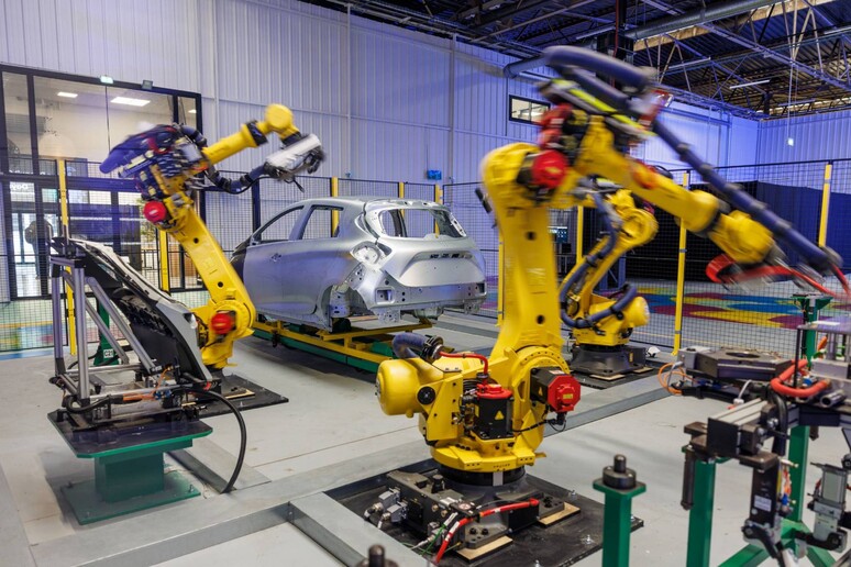 Il Gruppo Renault lancia il primo Metaverso industriale - RIPRODUZIONE RISERVATA