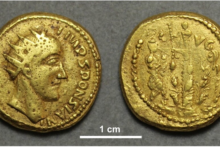 Le due facce della moneta con l’effigie di Sponsiano (fonte: Pearson et al., 2022, PLOS ONE, CC-BY 4.0) - RIPRODUZIONE RISERVATA