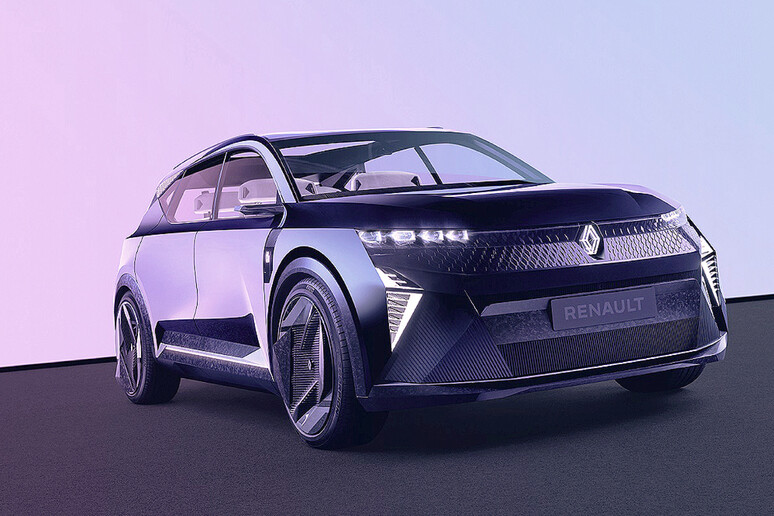 Renault Scénic Vision, dal 2024 diventa crossover 100% green - RIPRODUZIONE RISERVATA