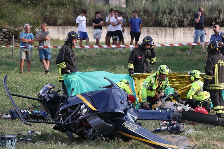 ++ Elicottero cade in Valtellina, morto pilota, ferito 17enne ++ - RIPRODUZIONE RISERVATA
