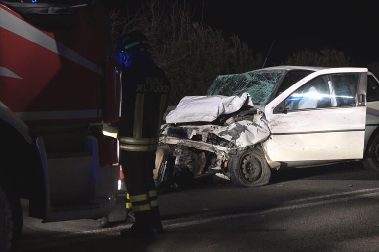 Incidenti stradali in Sardegna, un morto e 5 feriti gravi - RIPRODUZIONE RISERVATA