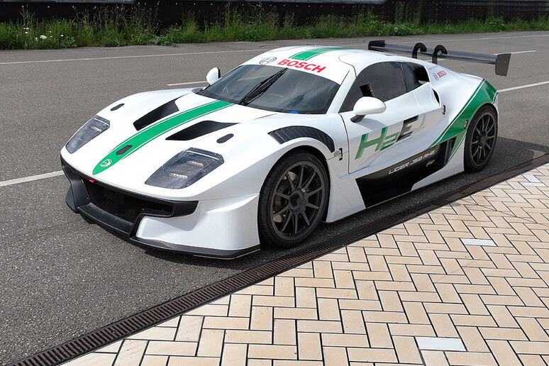 Auto a idrogeno Bosch Engineering e Ligier, reveal a Le Mans © ANSA/Bosch