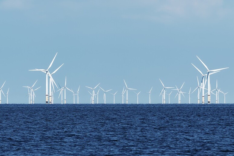 Gli impianti eolici offshore portano vantaggi ambientali per tutto il loro ciclo di vita (fonte: Pixabay) - RIPRODUZIONE RISERVATA